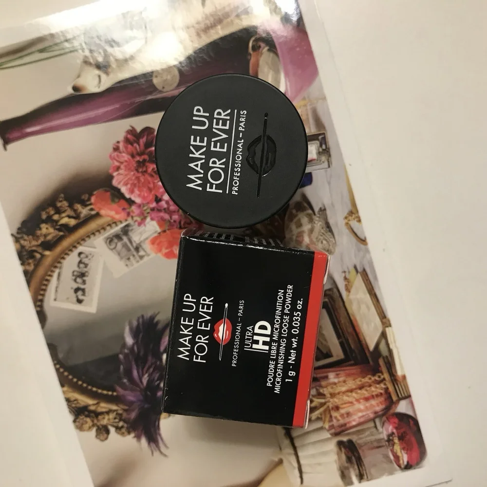 MAKE UP FOR EVER Ultra HD Microfinishing Loose Powder Mini 0.035 oz./ 1 g. New